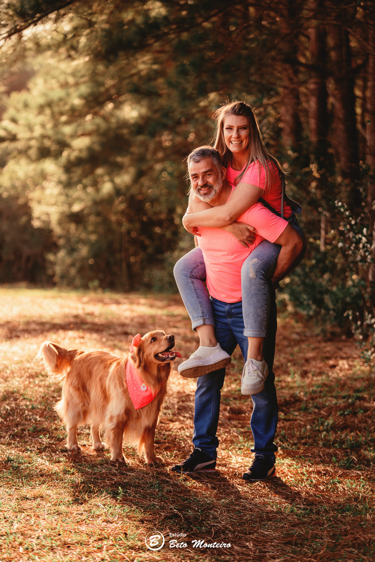 fotografo de casamento - videos de casamento - filmagem - casamento - cinegrafista - filmmaker - wedding - produtora - curitiba - estudio beto monteiro - casal - pre wedding - Mirian e Ulisses e Bella - Pet - Golden - Foto com pet - Familia