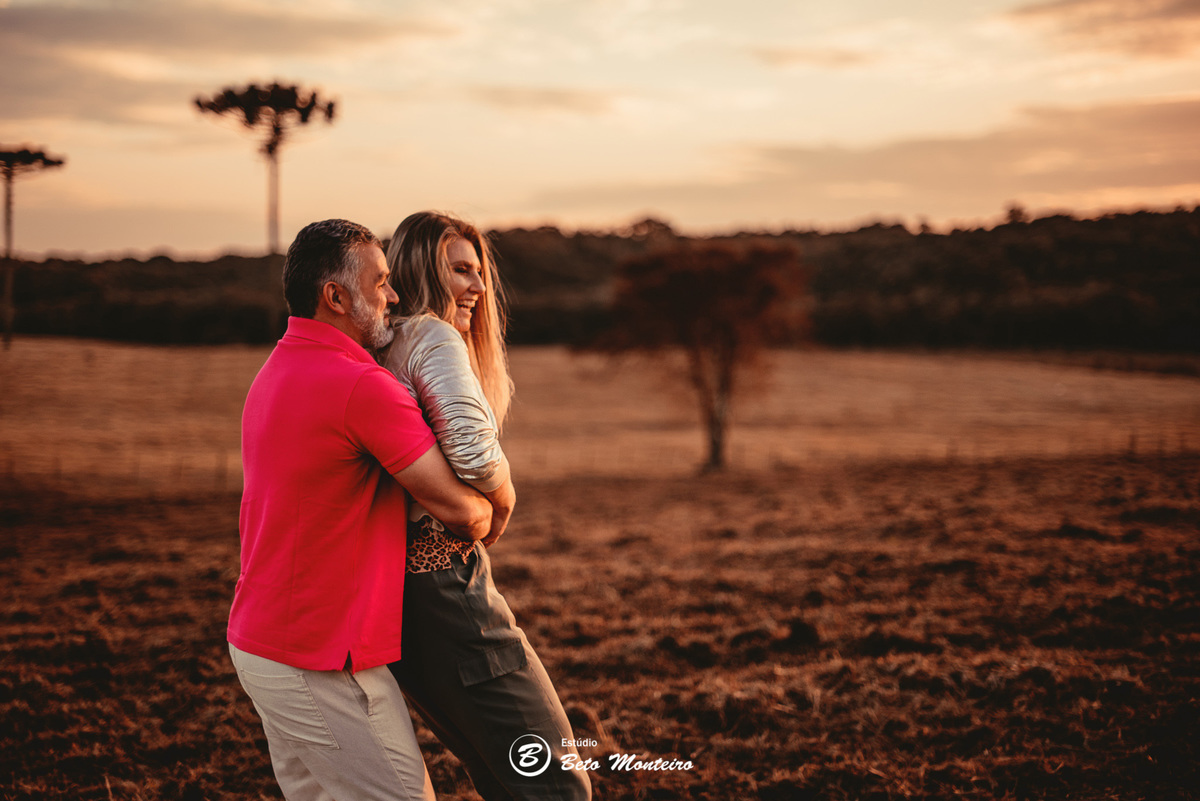 fotografo de casamento - videos de casamento - filmagem - casamento - cinegrafista - filmmaker - wedding - produtora - curitiba - estudio beto monteiro - casal - pre wedding - Mirian e Ulisses e Bella - Pet - Golden - Foto com pet - Familia