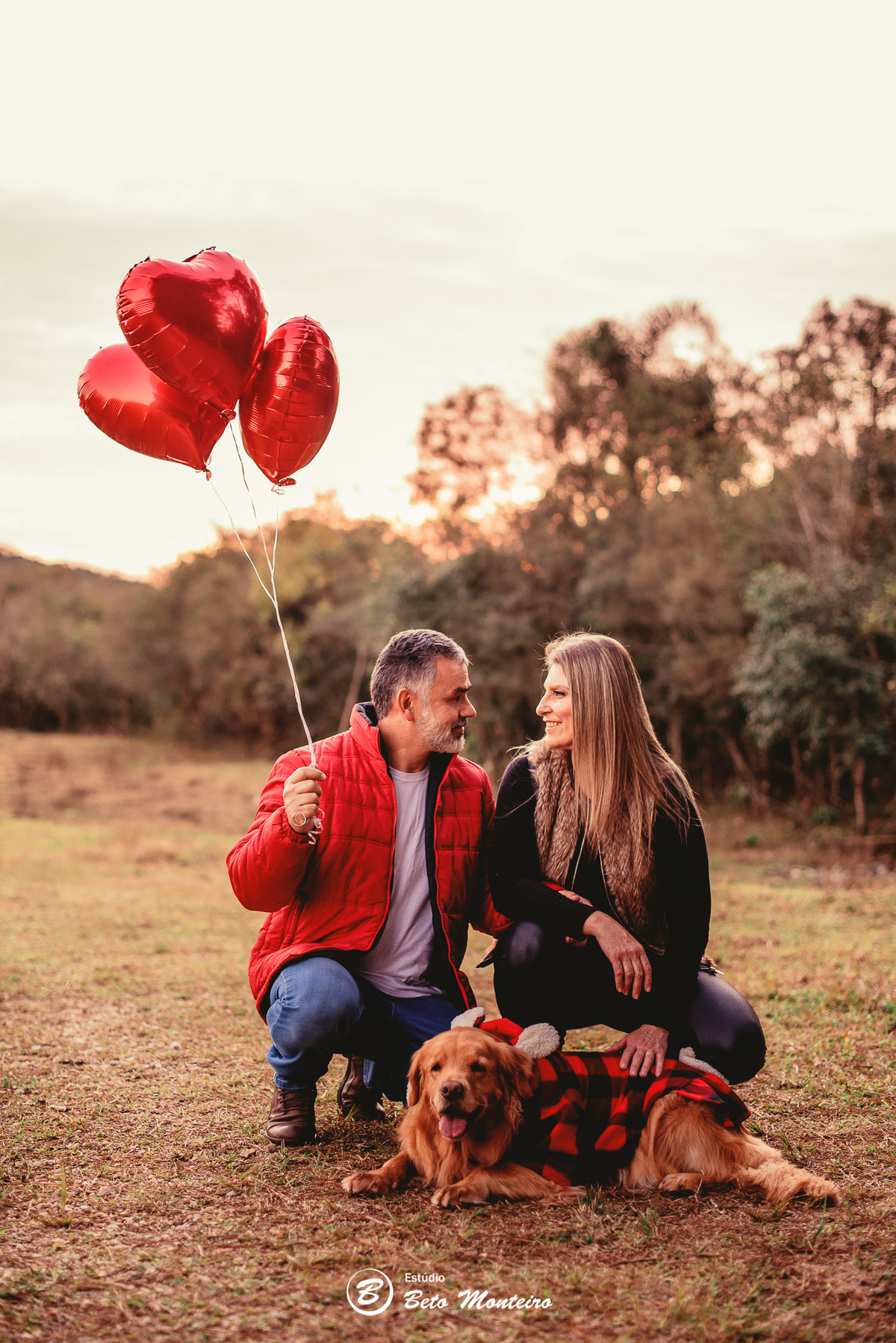 fotografo de casamento - videos de casamento - filmagem - casamento - cinegrafista - filmmaker - wedding - produtora - curitiba - estudio beto monteiro - casal - pre wedding - Mirian e Ulisses e Bella - Pet - Golden - Foto com pet - Familia