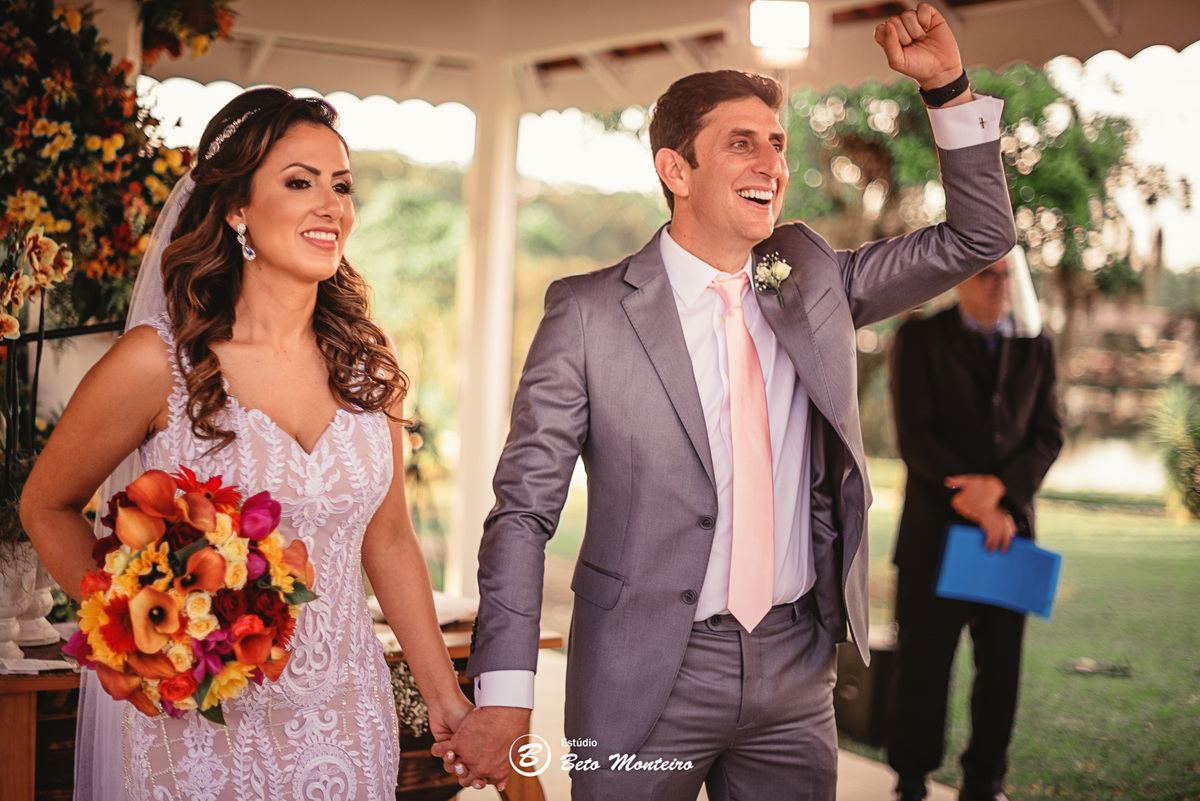 fotografo de casamento - videos de casamento - filmagem - casamento - cinegrafista - filmmaker - wedding - produtora - curitiba - estudio beto monteiro - casal - pre wedding - Tatiane e Michel - Bella Vite - Sol Cerimonialista - Flor de angelina