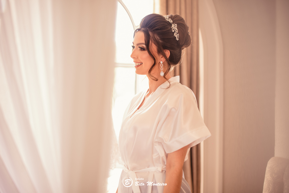 fotografo de casamento - videos de casamento - filmagem - casamento - cinegrafista - filmmaker - wedding - produtora - curitiba - estudio beto monteiro - casal - pre wedding - Thaís Govea e Felipe Naldony - Castello Reale Colombo - ar livre - externo