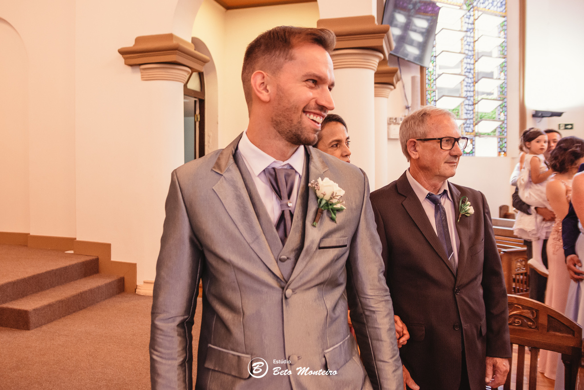fotografo de casamento - videos de casamento - filmagem - casamento - cinegrafista - filmmaker - wedding - produtora - curitiba - estudio beto monteiro - casal - pre wedding - ana fernanda e leandro maneira - igreja presbiteriana - dom parma