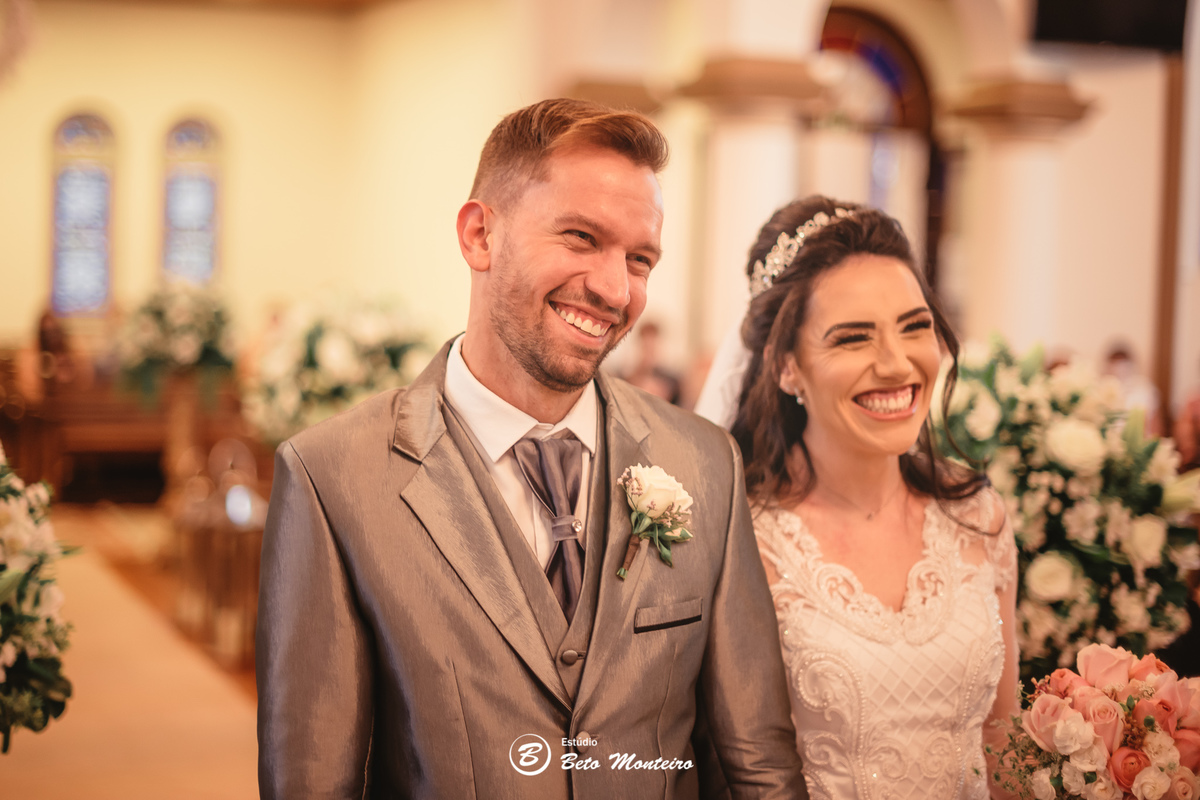 fotografo de casamento - videos de casamento - filmagem - casamento - cinegrafista - filmmaker - wedding - produtora - curitiba - estudio beto monteiro - casal - pre wedding - ana fernanda e leandro maneira - igreja presbiteriana - dom parma