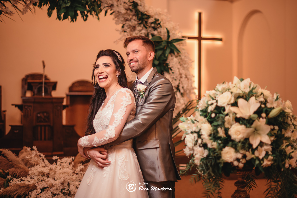 fotografo de casamento - videos de casamento - filmagem - casamento - cinegrafista - filmmaker - wedding - produtora - curitiba - estudio beto monteiro - casal - pre wedding - ana fernanda e leandro maneira - igreja presbiteriana - dom parma