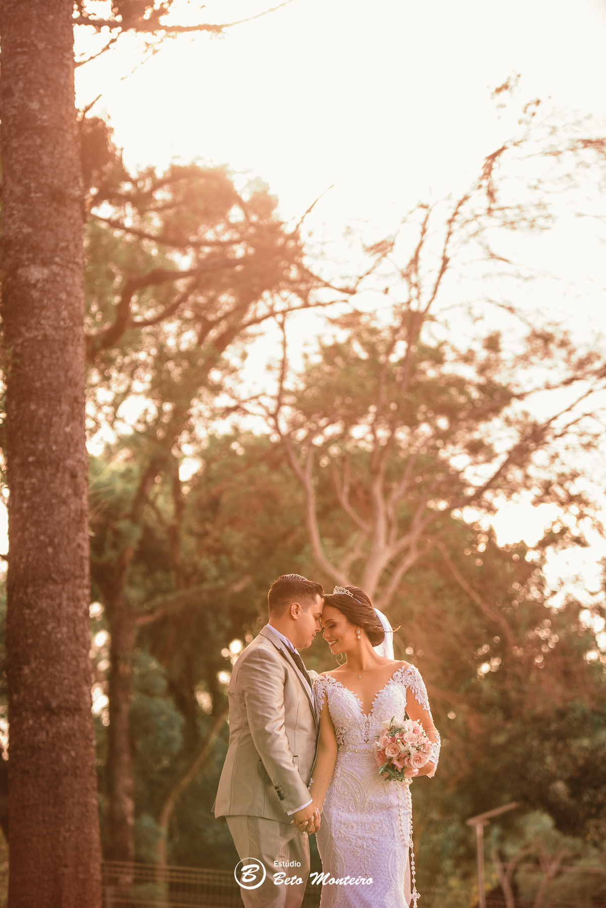 fotografo de casamento - videos de casamento - filmagem - casamento - cinegrafista - filmmaker - wedding - produtora - curitiba - estudio beto monteiro - casal - pre wedding - Jady e Daniel - Santuário São Francisco de Assis - Sal e Brasa - Curitiba