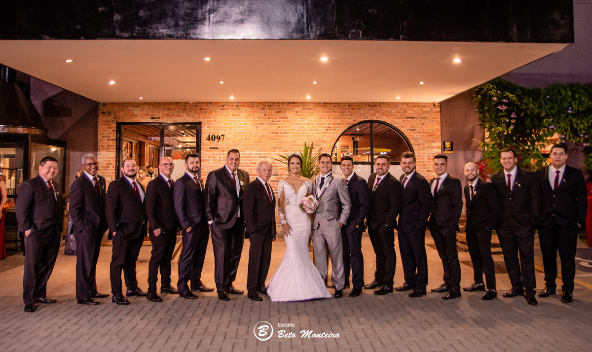 fotografo de casamento - videos de casamento - filmagem - casamento - cinegrafista - filmmaker - wedding - produtora - curitiba - estudio beto monteiro - casal - pre wedding - Jady e Daniel - Santuário São Francisco de Assis - Sal e Brasa - Curitiba