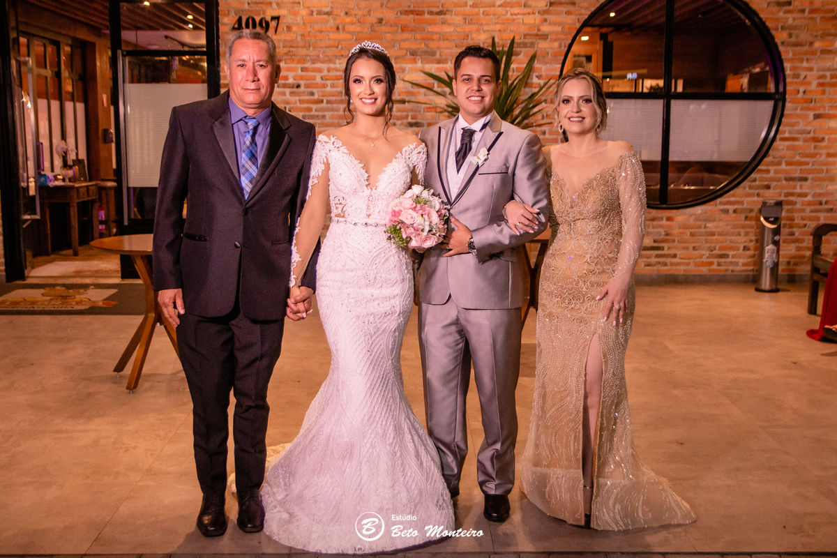 fotografo de casamento - videos de casamento - filmagem - casamento - cinegrafista - filmmaker - wedding - produtora - curitiba - estudio beto monteiro - casal - pre wedding - Jady e Daniel - Santuário São Francisco de Assis - Sal e Brasa - Curitiba