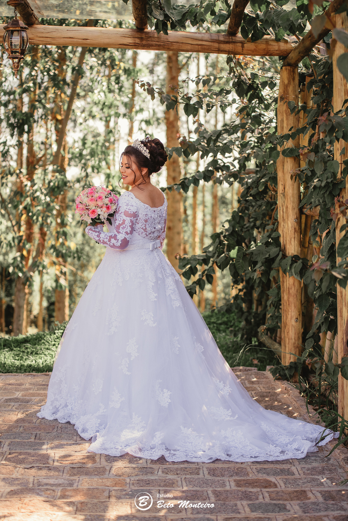 fotografo de casamento - videos de casamento - filmagem - casamento - cinegrafista - filmmaker - wedding - produtora - curitiba - estudio beto monteiro - casal - pre wedding - Thaciane e Paulo - llar eventos - artt festa - ar livre