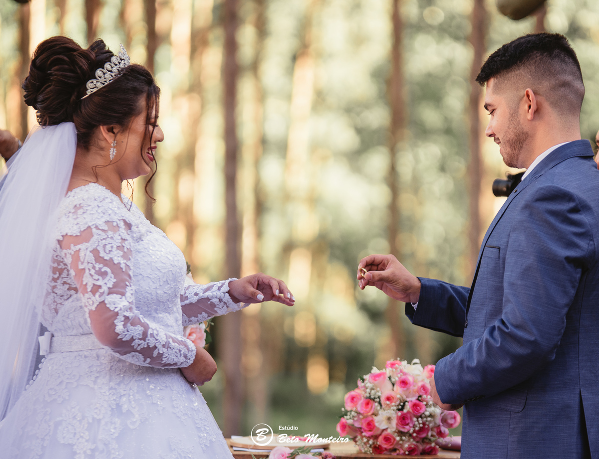 fotografo de casamento - videos de casamento - filmagem - casamento - cinegrafista - filmmaker - wedding - produtora - curitiba - estudio beto monteiro - casal - pre wedding - Thaciane e Paulo - llar eventos - artt festa - ar livre