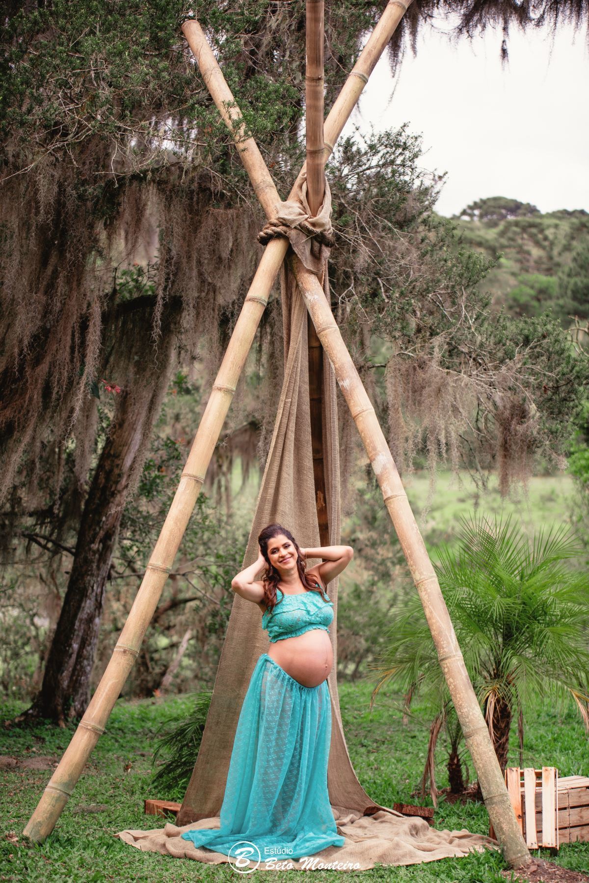 Book Gestante e Familia em Curitiba - Book gestante São José dos Pinhais - Book de gestante lifestyle - Fotos ao ar livre - Grávida - Gestação - Estúdio Beto Monteiro - Chácara Ienkot - Luciana- Isabela - Luiza - André