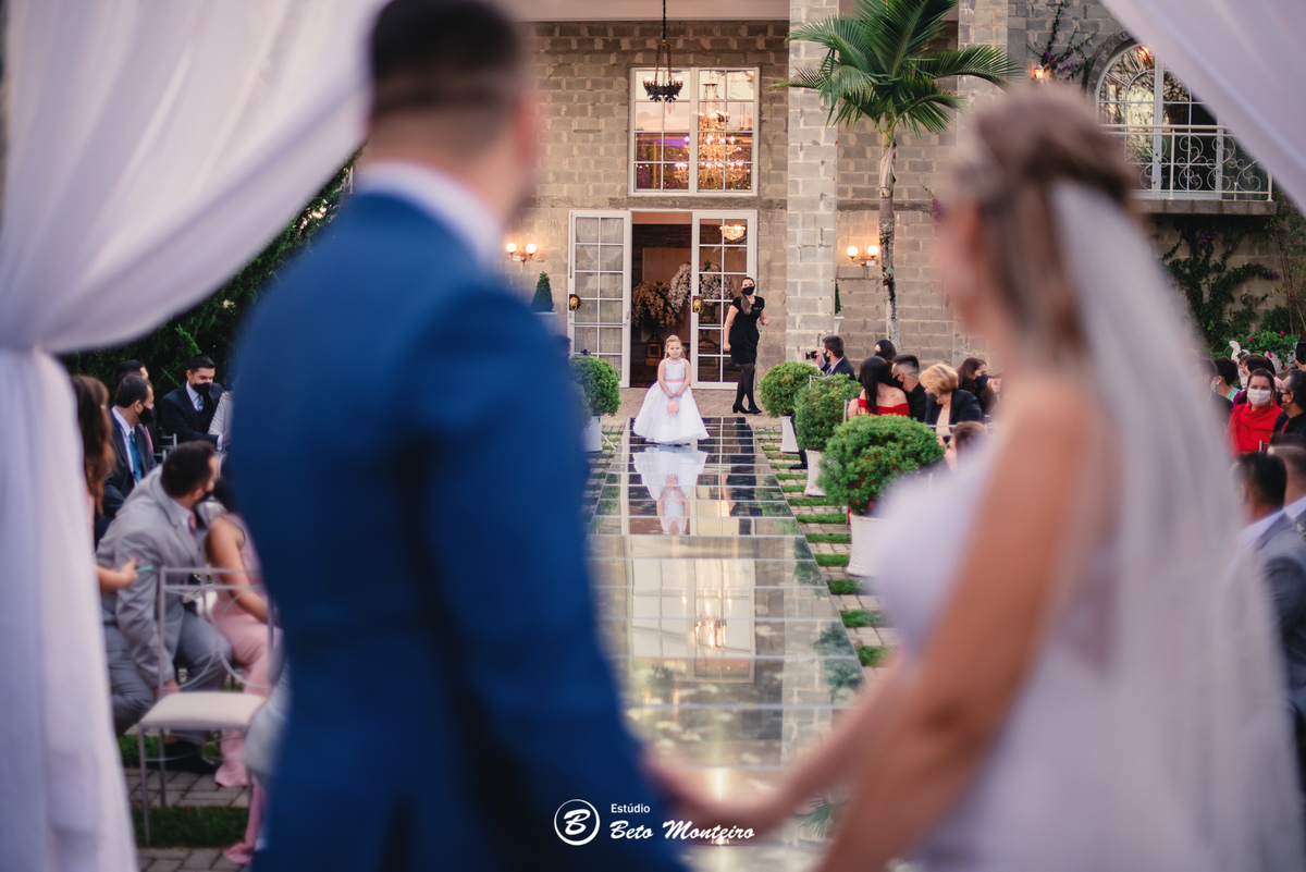fotografo de casamento - videos de casamento - filmagem - casamento - cinegrafista - filmmaker - wedding - produtora - curitiba - estudio beto monteiro - casal - pre wedding - Isabele e Henrique - Castello Reale - Ar livre - Curitiba