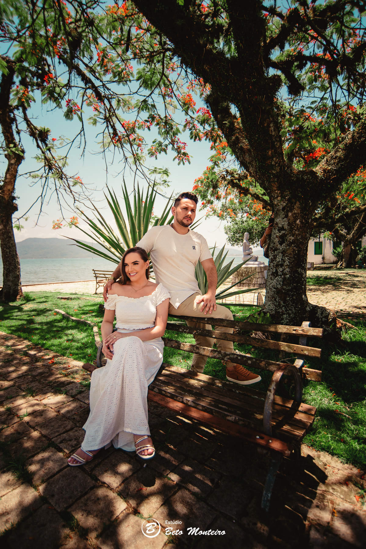 fotografo de casamento - videos de casamento - filmagem - casamento - cinegrafista - filmmaker - wedding - produtora - curitiba - estudio beto monteiro - casal - pre wedding - milena e anderson - sao chico francisco do sul - praia - dunas - morro