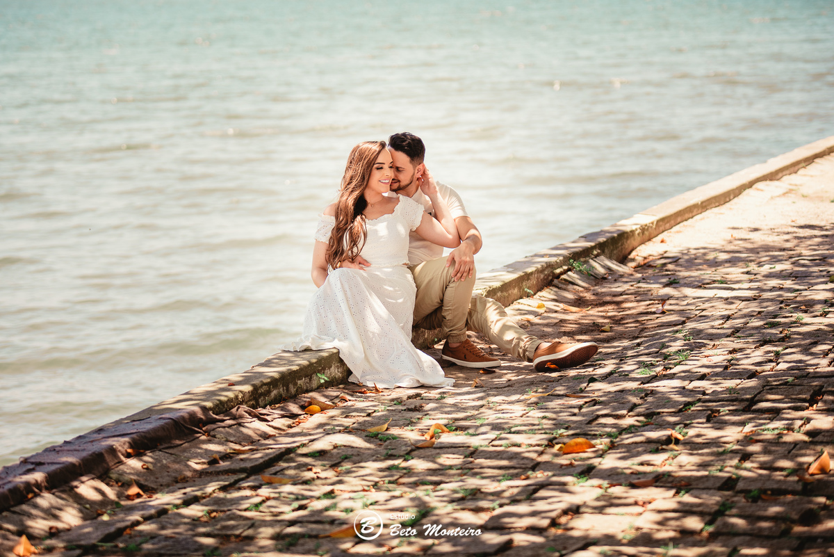 fotografo de casamento - videos de casamento - filmagem - casamento - cinegrafista - filmmaker - wedding - produtora - curitiba - estudio beto monteiro - casal - pre wedding - milena e anderson - sao chico francisco do sul - praia - dunas - morro