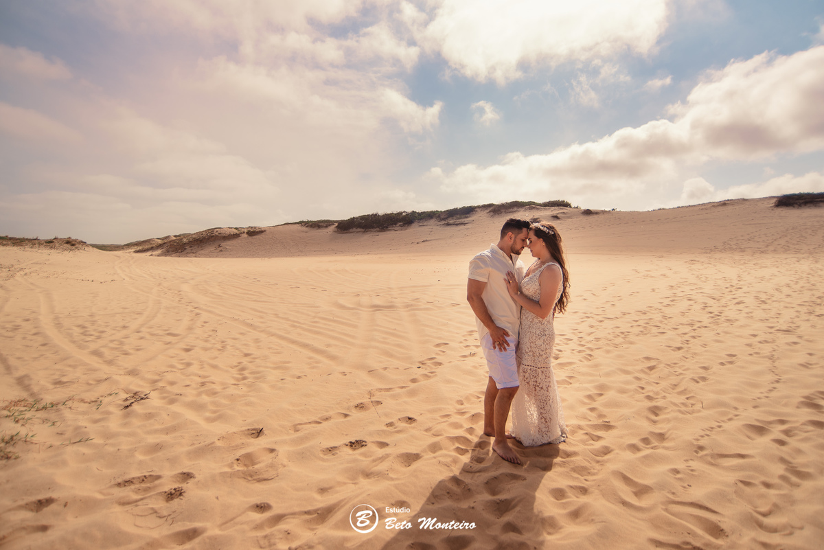 fotografo de casamento - videos de casamento - filmagem - casamento - cinegrafista - filmmaker - wedding - produtora - curitiba - estudio beto monteiro - casal - pre wedding - milena e anderson - sao chico francisco do sul - praia - dunas - morro