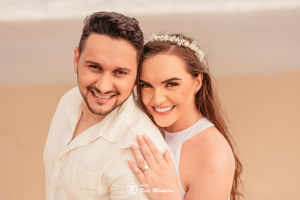 fotografo de casamento - videos de casamento - filmagem - casamento - cinegrafista - filmmaker - wedding - produtora - curitiba - estudio beto monteiro - casal - pre wedding - milena e anderson - sao chico francisco do sul - praia - dunas - morro