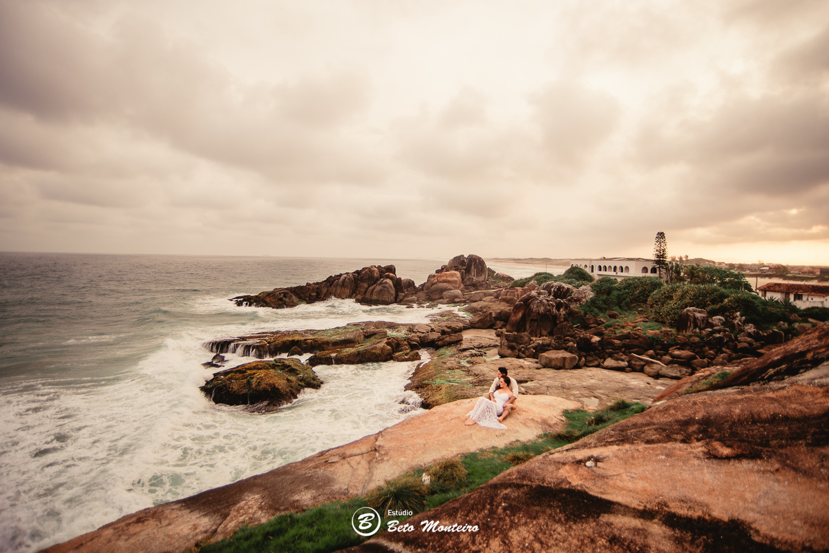 fotografo de casamento - videos de casamento - filmagem - casamento - cinegrafista - filmmaker - wedding - produtora - curitiba - estudio beto monteiro - casal - pre wedding - milena e anderson - sao chico francisco do sul - praia - dunas - morro