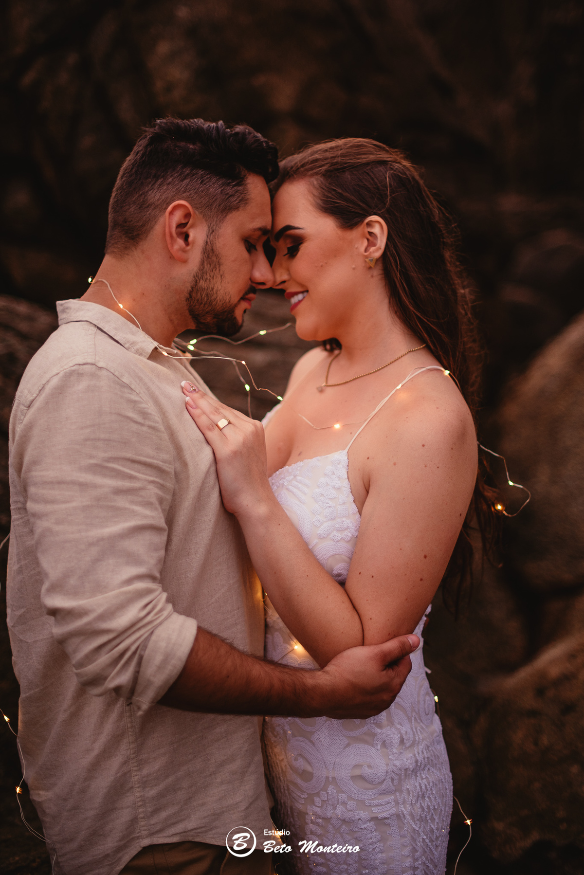 fotografo de casamento - videos de casamento - filmagem - casamento - cinegrafista - filmmaker - wedding - produtora - curitiba - estudio beto monteiro - casal - pre wedding - milena e anderson - sao chico francisco do sul - praia - dunas - morro