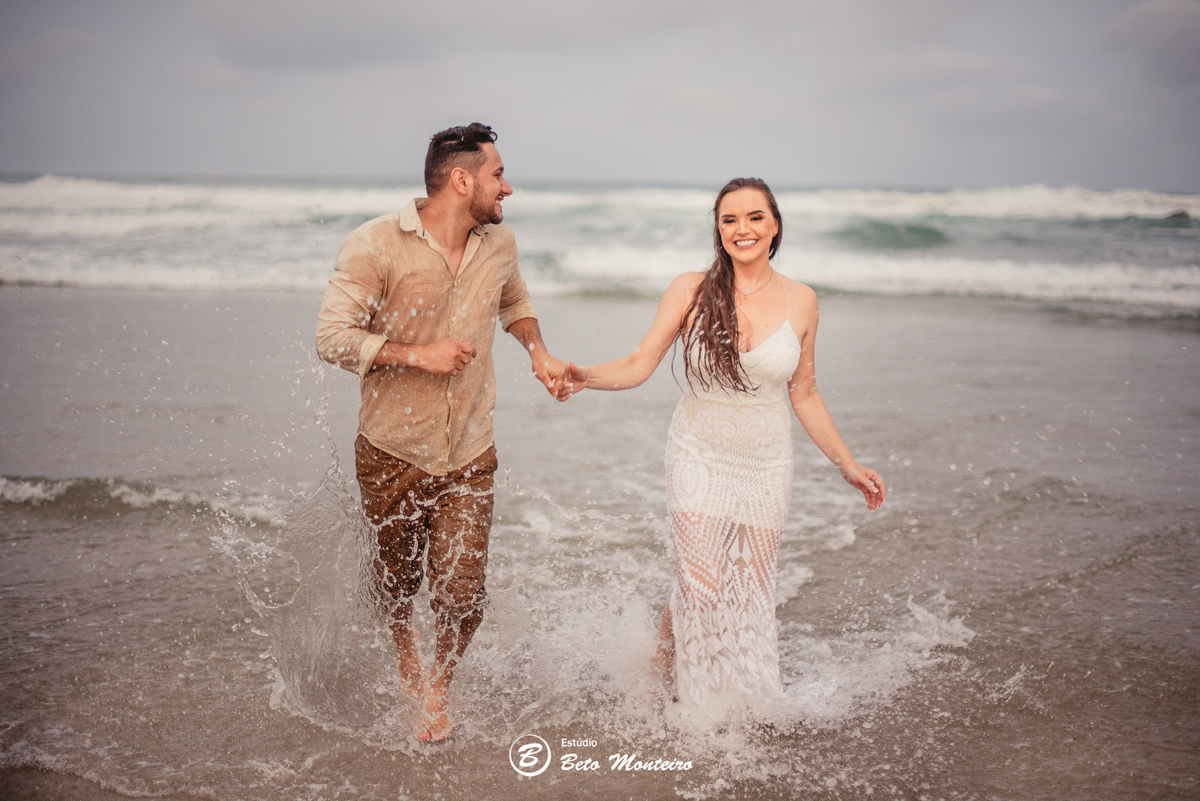 fotografo de casamento - videos de casamento - filmagem - casamento - cinegrafista - filmmaker - wedding - produtora - curitiba - estudio beto monteiro - casal - pre wedding - milena e anderson - sao chico francisco do sul - praia - dunas - morro