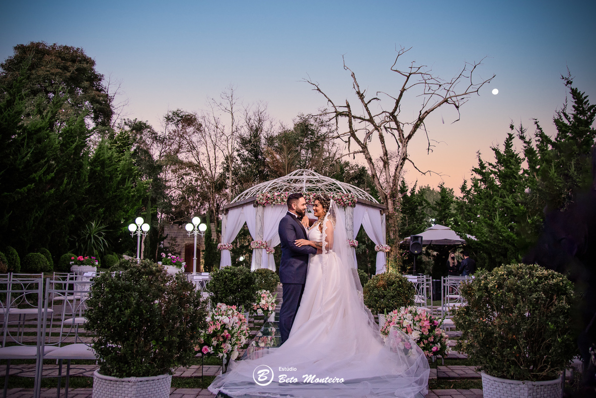 fotografo de casamento - videos de casamento - filmagem - casamento - cinegrafista - filmmaker - wedding - produtora - curitiba - estudio beto monteiro - casal - pre wedding - castello reale - raquel e adilson - sol cerimonial