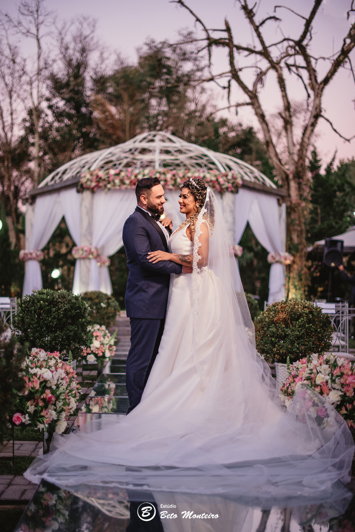fotografo de casamento - videos de casamento - filmagem - casamento - cinegrafista - filmmaker - wedding - produtora - curitiba - estudio beto monteiro - casal - pre wedding - castello reale - raquel e adilson - sol cerimonial