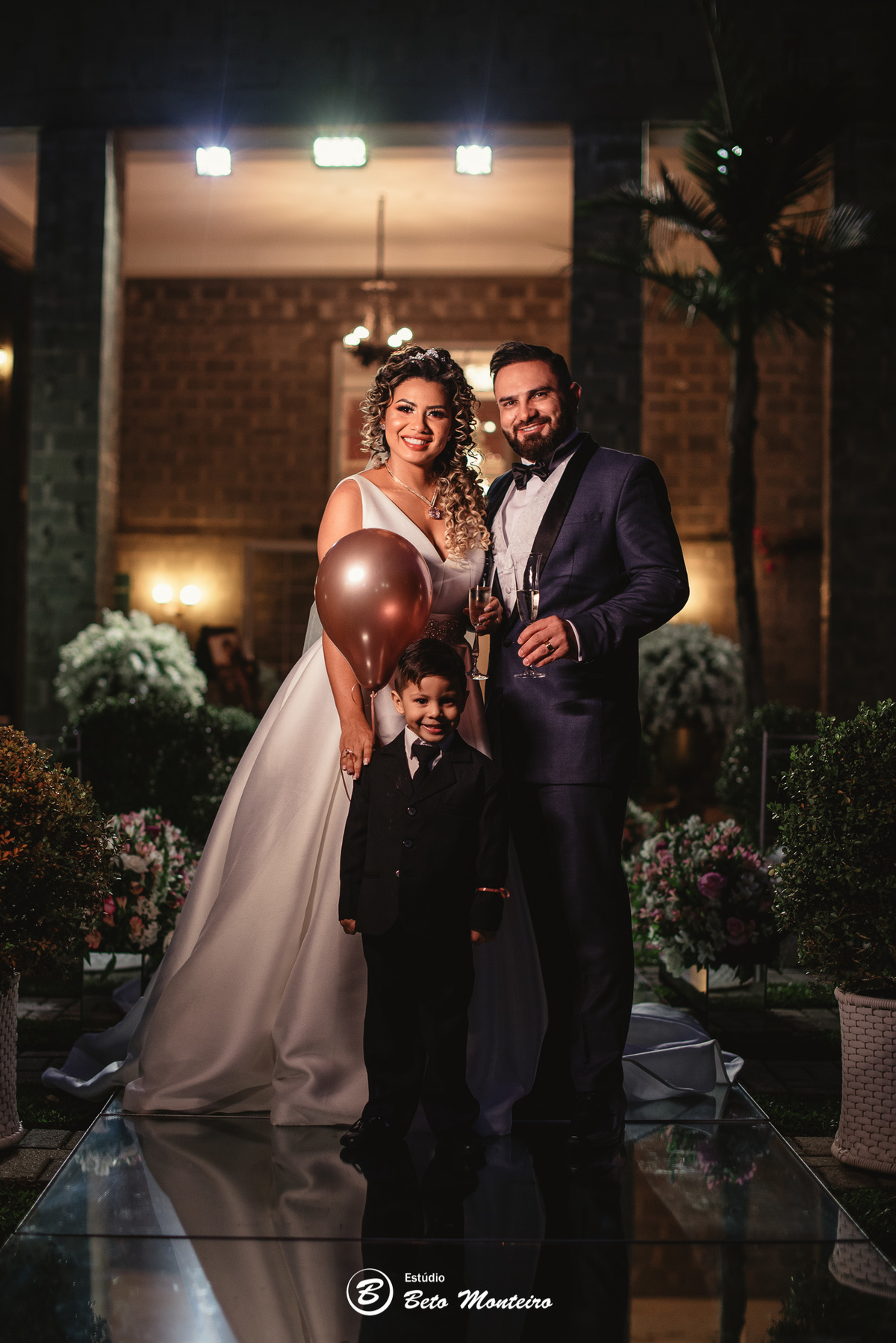 fotografo de casamento - videos de casamento - filmagem - casamento - cinegrafista - filmmaker - wedding - produtora - curitiba - estudio beto monteiro - casal - pre wedding - castello reale - raquel e adilson - sol cerimonial