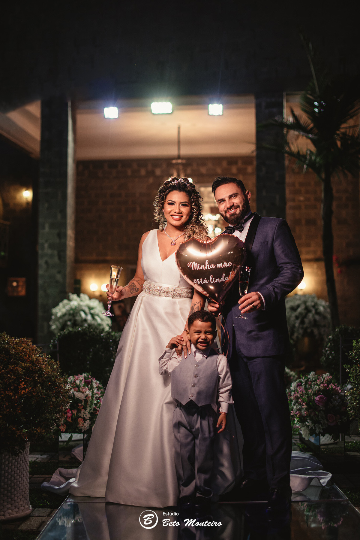 fotografo de casamento - videos de casamento - filmagem - casamento - cinegrafista - filmmaker - wedding - produtora - curitiba - estudio beto monteiro - casal - pre wedding - castello reale - raquel e adilson - sol cerimonial