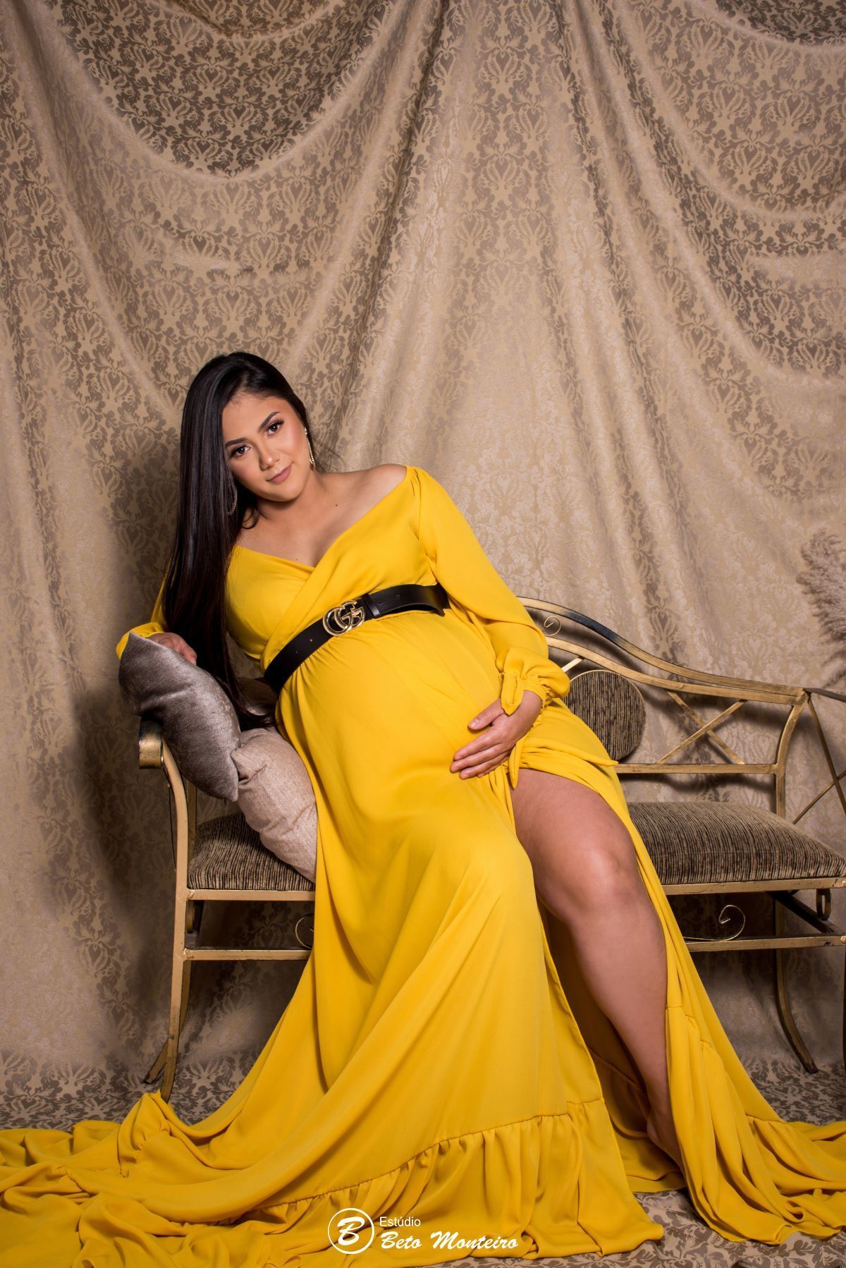 Book Gestante e Família em Curitiba - Book de gestante em estúdio - ensaio de gestante - book em estúdio - sessão fotográfica - Grávida - Gestação - Estudio Beto Monteiro - Juliana - Caio - Caio Eduardo
