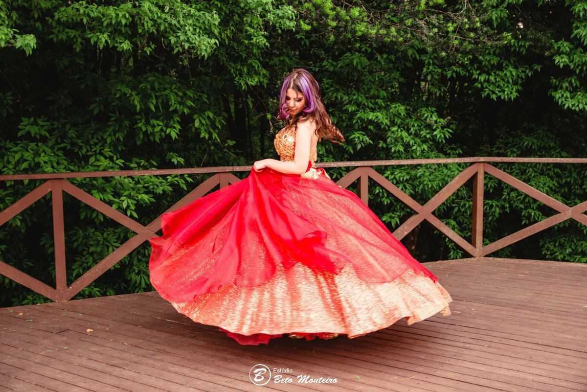 Book fotografico 15 anos - Sessão de fotos para 15 anos - Sessão de 15 anos - Book Teen - Book Debutante - Book de fotos - Book Feminino - Book Menina - Estúdio Beto Monteiro - Curitiba