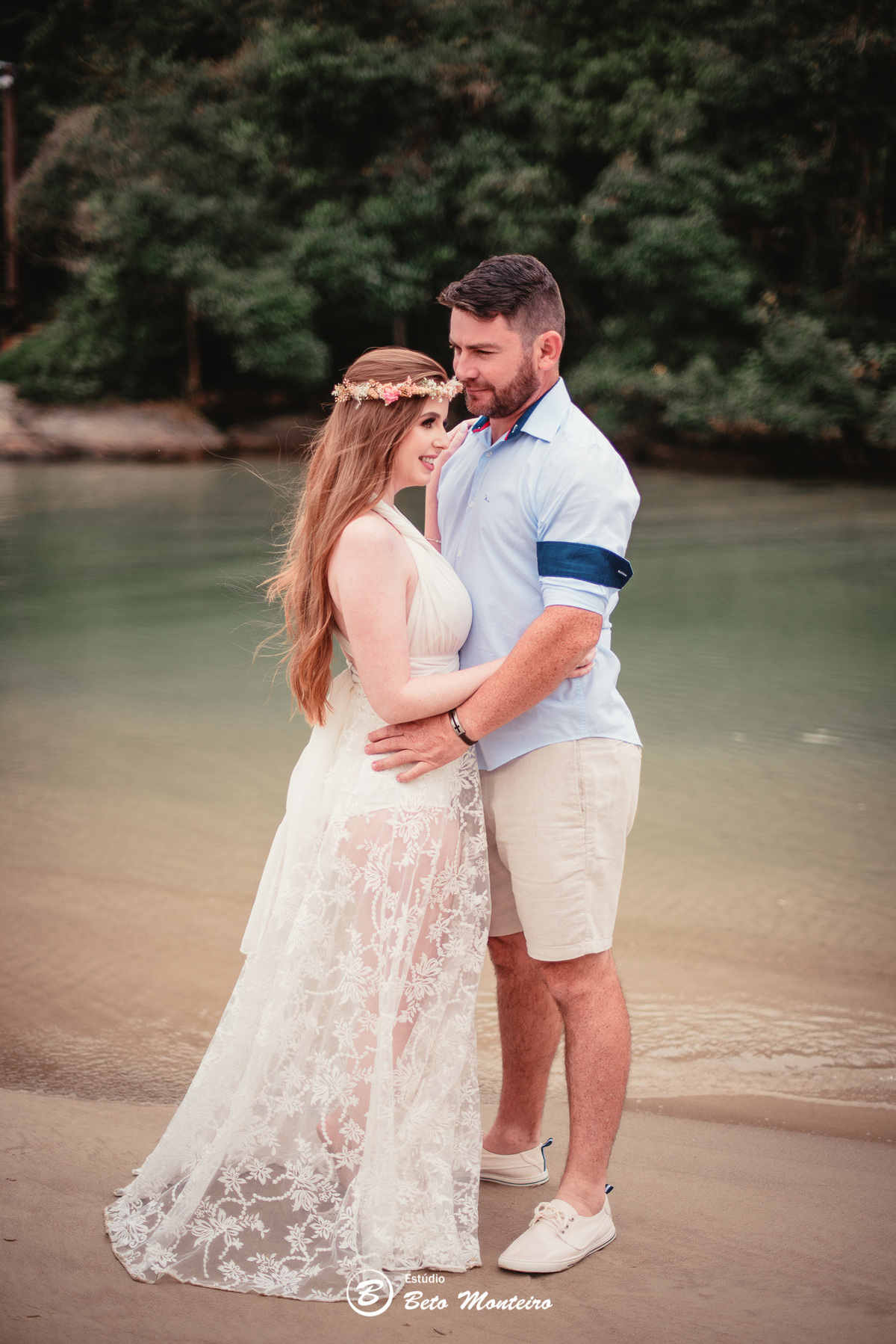 fotografo de casamento - videos de casamento - filmagem - casamento - cinegrafista - filmmaker - wedding - produtora - curitiba - estudio beto monteiro - casal - pre wedding - camila e toni - bombinhas - pet - cachorrinho - praia - mar - vestido branco