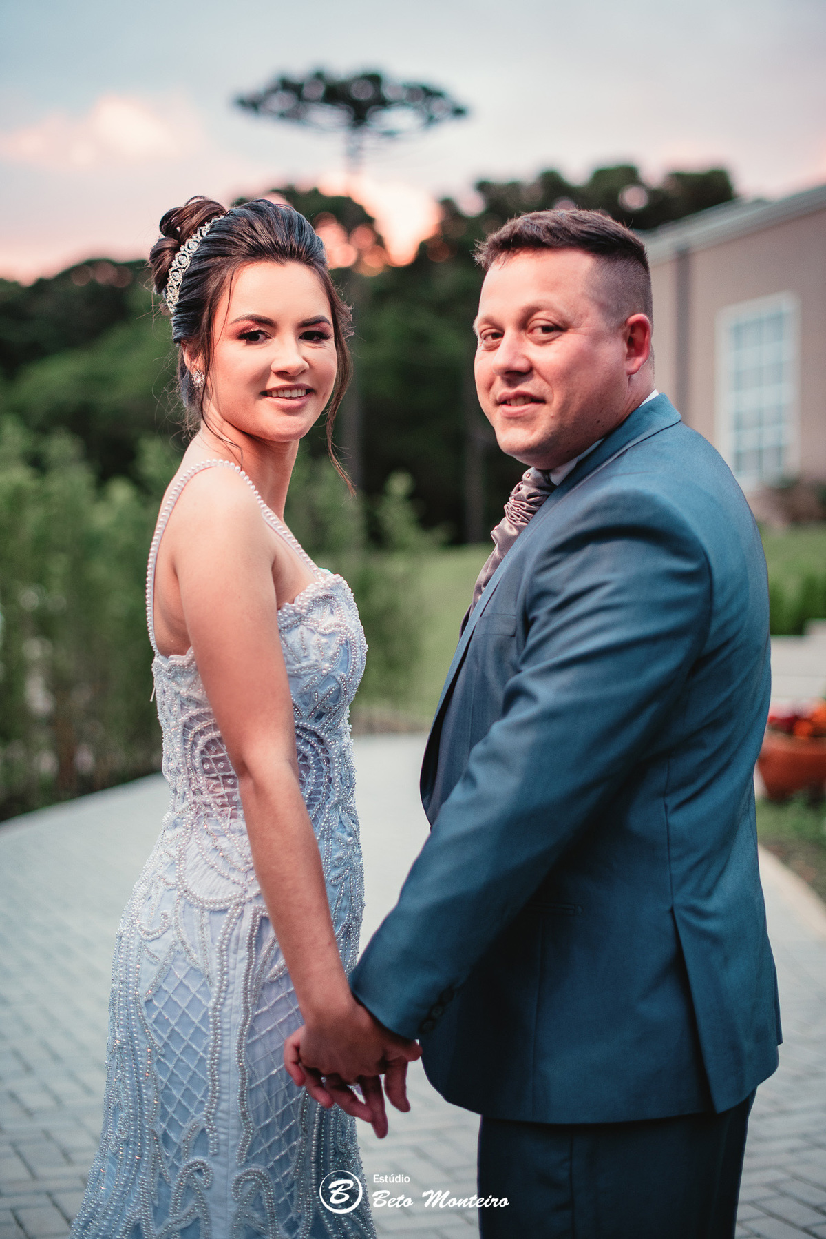 fotografo de casamento - videos de casamento - filmagem - casamento - cinegrafista - filmmaker - wedding - produtora - curitiba - estudio beto monteiro - casal - pre wedding - franciele e jefferson - fran - chacara ienkot - igreja ucraniana - pamela dell