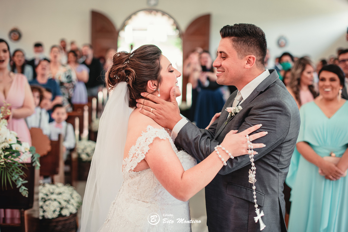 fotografo de casamento - videos de casamento - filmagem - casamento - cinegrafista - filmmaker - wedding - produtora - curitiba - estudio beto monteiro - casal - pre wedding - estephany e jefferson - chacara do rocio - tim tim - igreja sao francisco xavie