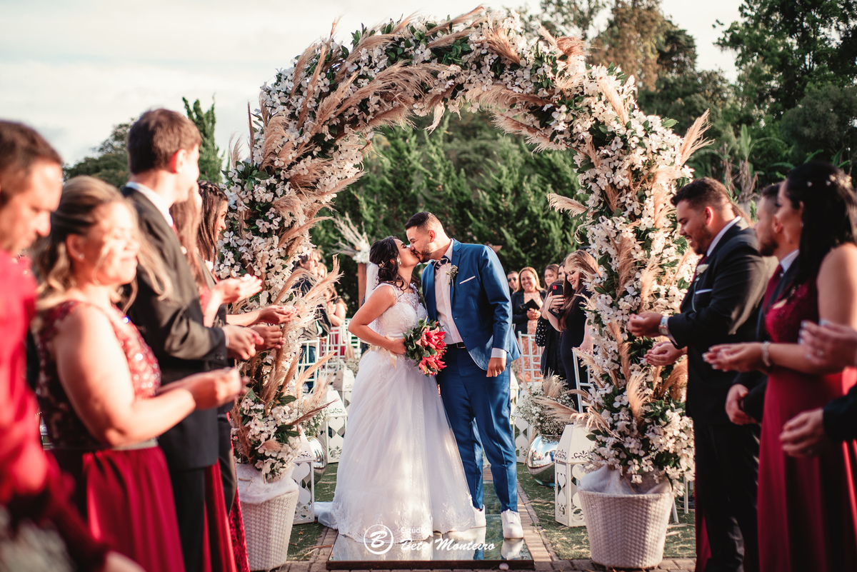 fotografo de casamento - videos de casamento - filmagem - casamento - cinegrafista - filmmaker - wedding - produtora - curitiba - estudio beto monteiro - casal - pre wedding - hellen e kawe - spazio nichele - manu torrecillas
