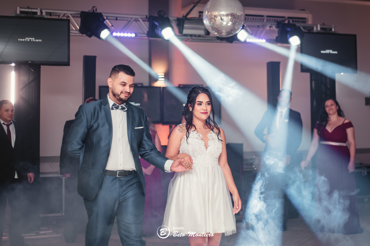 fotografo de casamento - videos de casamento - filmagem - casamento - cinegrafista - filmmaker - wedding - produtora - curitiba - estudio beto monteiro - casal - pre wedding - hellen e kawe - spazio nichele - manu torrecillas