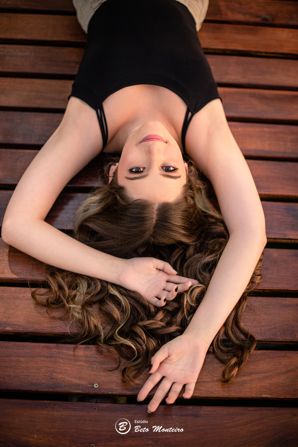 Aniversário de 15 anos - Foto e Filmagem - Debutante - Estúdio Beto Monteiro - Curitiba - fotografo de 15 anos - fotógrafa - sessao de fotos - book de fotos - book de 15 anos - fotografo - chácara happy ranch - vestido - Ellen